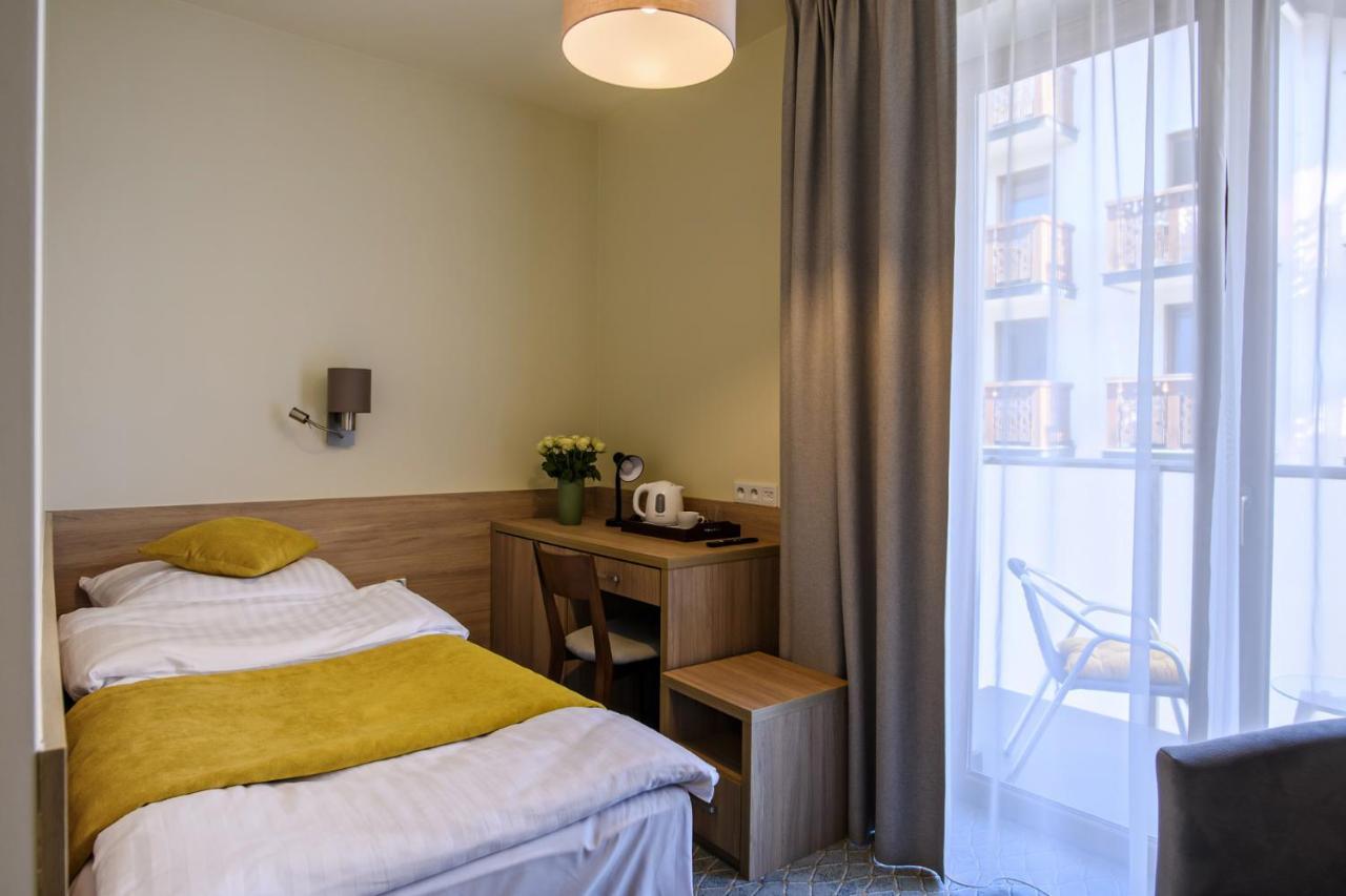 Hotel Brzozowka Busko-Zdroj Bagian luar foto