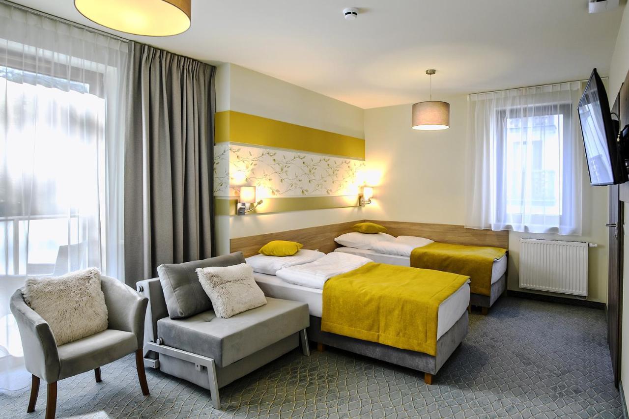 Hotel Brzozowka Busko-Zdroj Bagian luar foto