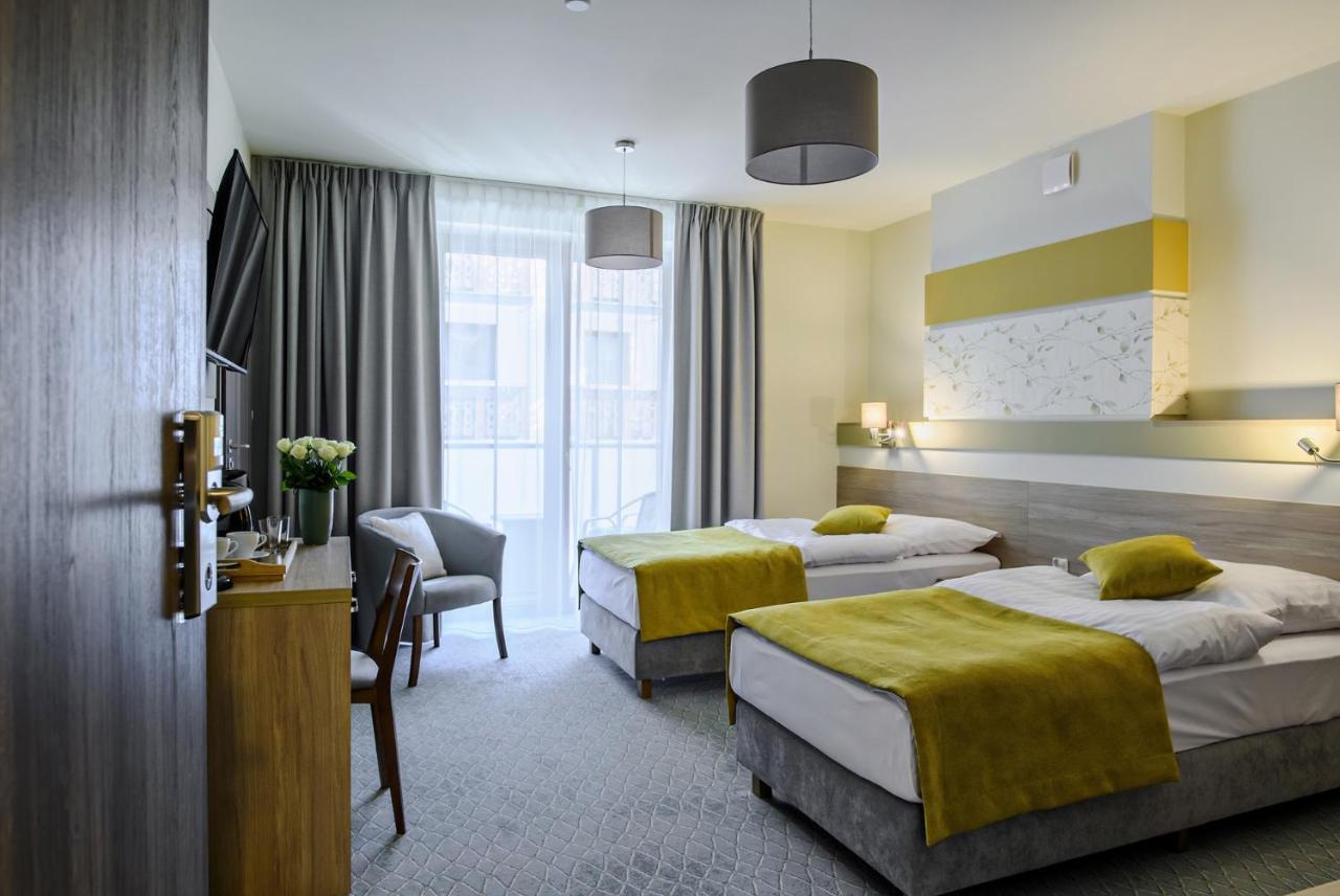 Hotel Brzozowka Busko-Zdroj Bagian luar foto